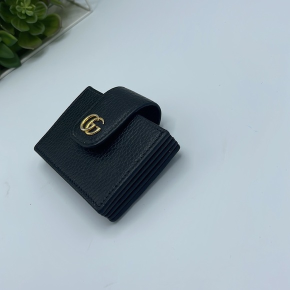 AUTHENTIC Gucci black leather 5 card  compartment wallet - Picture 1 of 8